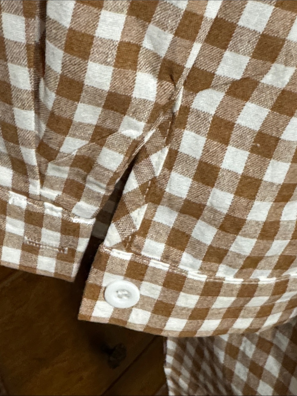 Lomon Brown and White Gingham Button-Front Top L - Picture 6 of 9
